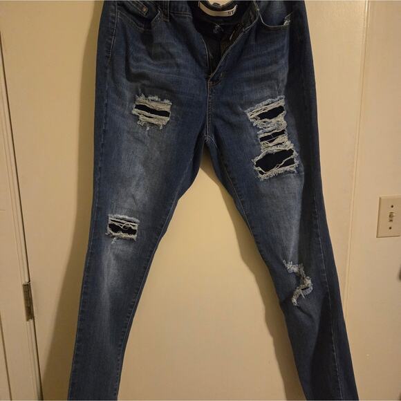 It Jeans Claire Women's Denim Ripped Skinny Jeans - Picture 2 of 3